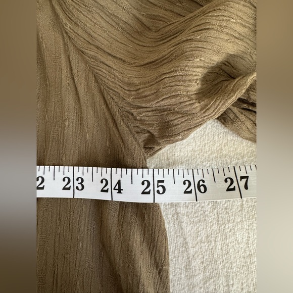 CLOSET CLEAR OUT: Free People Oversized Olive Button Down - Picture 4 of 7